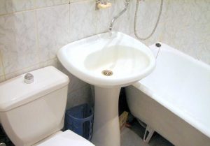 Установка раковины тюльпан в ванной в Семилуки